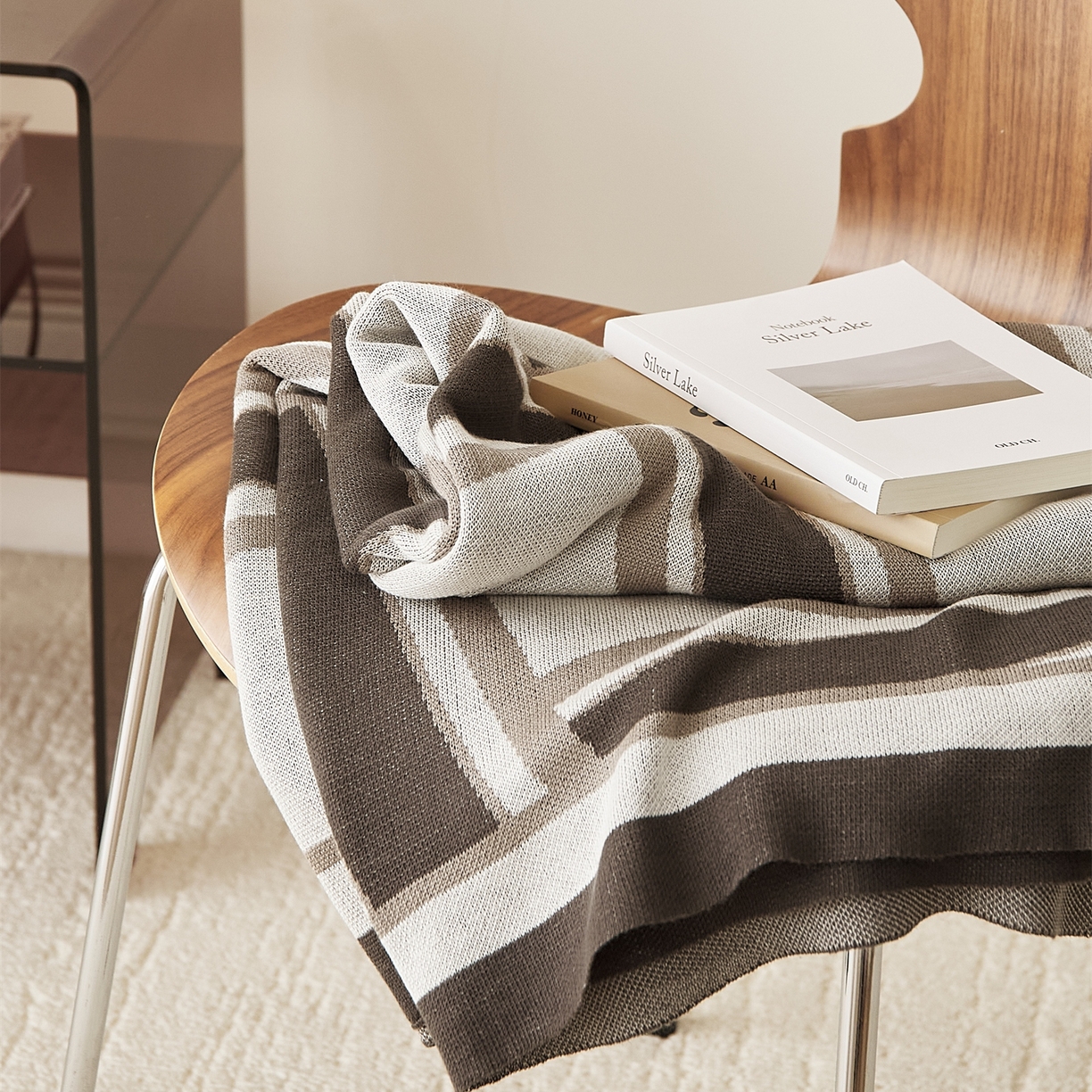 91家纺网 家纺一手货源 找家纺 暖绵绵家纺 2025新款莱赛尔盖毯毯子-格尔利【注：最低零售价：128元】 格尔利-灰色