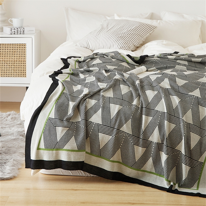 91家纺网 家纺一手货源 找家纺 暖绵绵家纺 2025新款针织盖毯--布维林【注：最低零售价：128元】 布维林-焦糖色