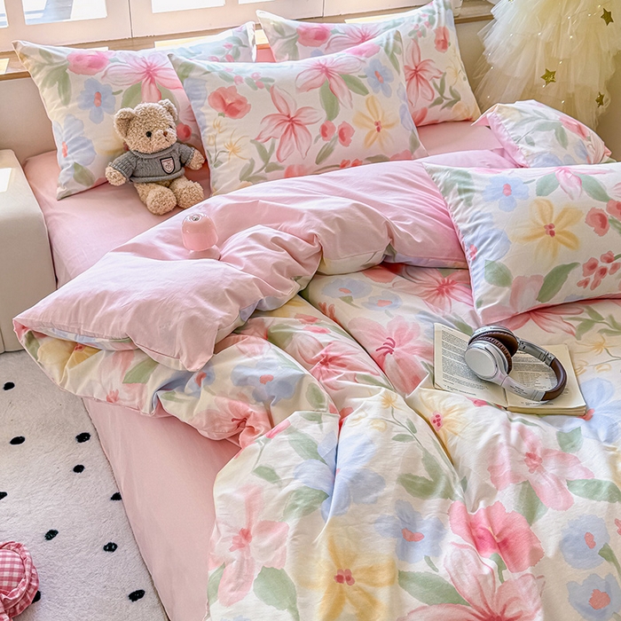 91家纺网 家纺一手货源 找家纺 芊寻家居 2025新款13372全棉印花系列单被套 朵琦