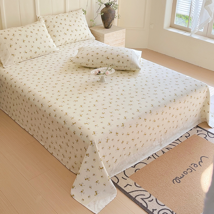 91家纺网 家纺一手货源 找家纺 春皖家纺 2025春夏新款老粗布花边款凉席席子单床单 床单单件 花边-倩影米