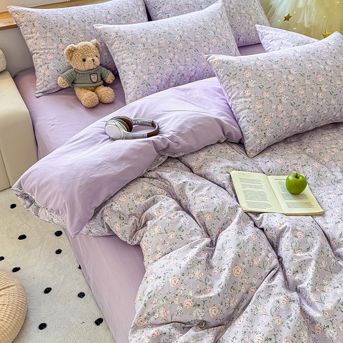 91家纺网 家纺一手货源 找家纺 芊寻家居 2025新款13372全棉印花系列单被套 茉莉清雨 紫