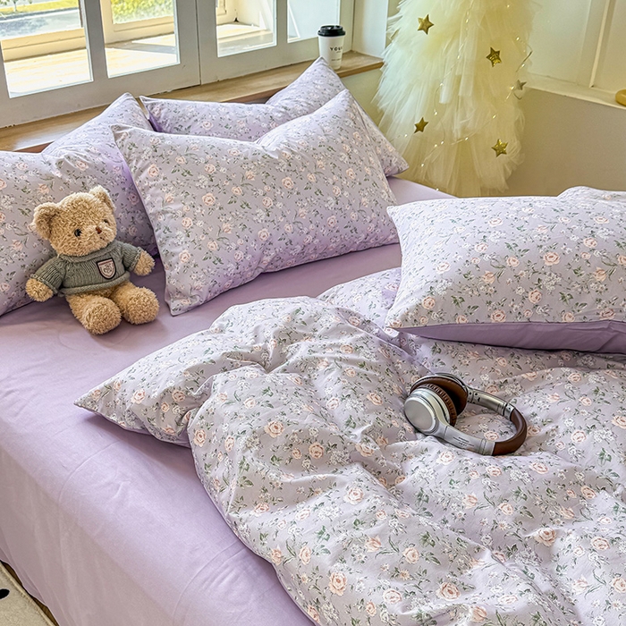 91家纺网 家纺一手货源 找家纺 芊寻家居 2025新款13372全棉印花系列单被套 茉莉清雨 紫