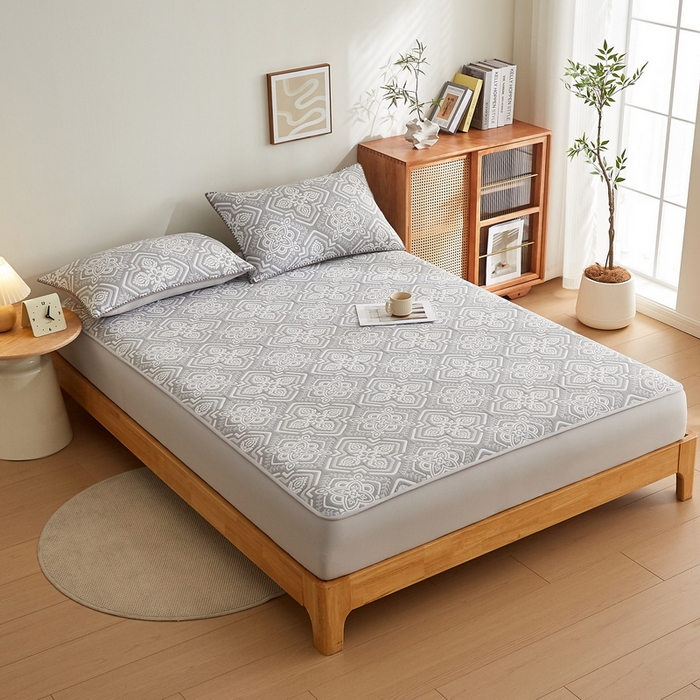 91家纺网 家纺一手货源 找家纺 梦镜家纺 2025新款A类针织双层纱床笠 花韵-淡雅灰