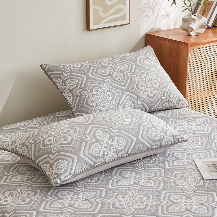 91家纺网 家纺一手货源 找家纺 梦镜家纺 2025新款A类针织双层纱床笠 花韵-淡雅灰