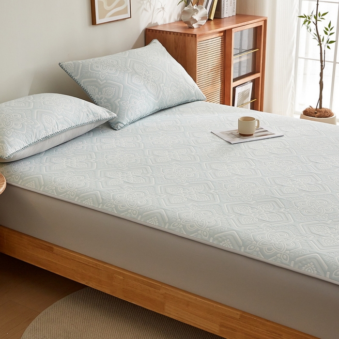 91家纺网 家纺一手货源 找家纺 梦镜家纺 2025新款A类针织双层纱床笠 花韵-天水碧