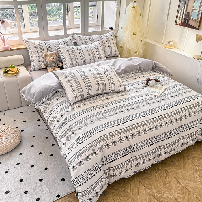 91家纺网 家纺一手货源 找家纺 芊寻家居 2025新款13372全棉印花系列单枕套 广岛之恋