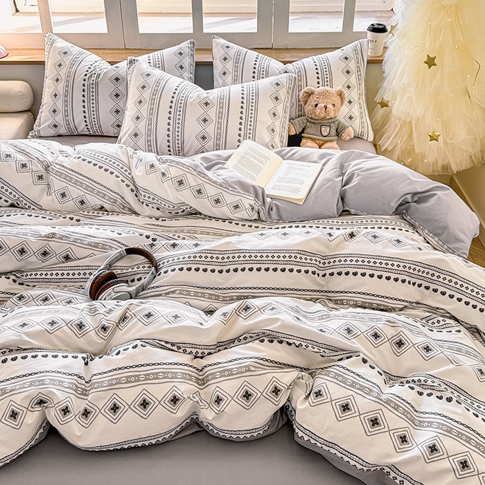 91家纺网 家纺一手货源 找家纺 芊寻家居 2025新款13372全棉印花系列单枕套 广岛之恋