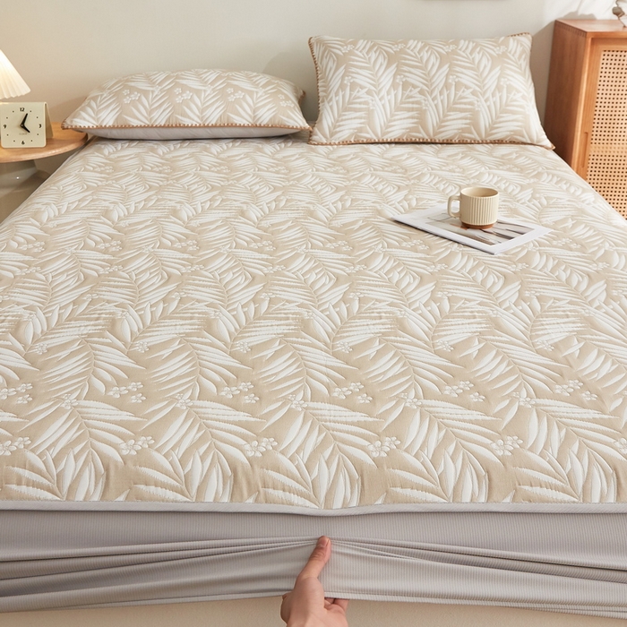 91家纺网 家纺一手货源 找家纺 梦镜家纺 2025新款A类针织双层纱床笠 细叶-浅咖色