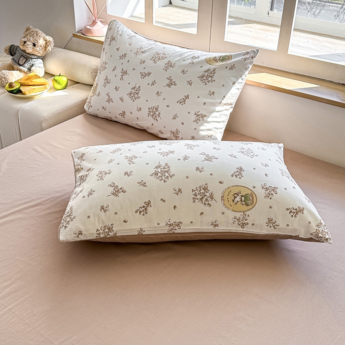 芊寻家居 2025新款13372全棉印花系列单枕套 梦境女孩 米