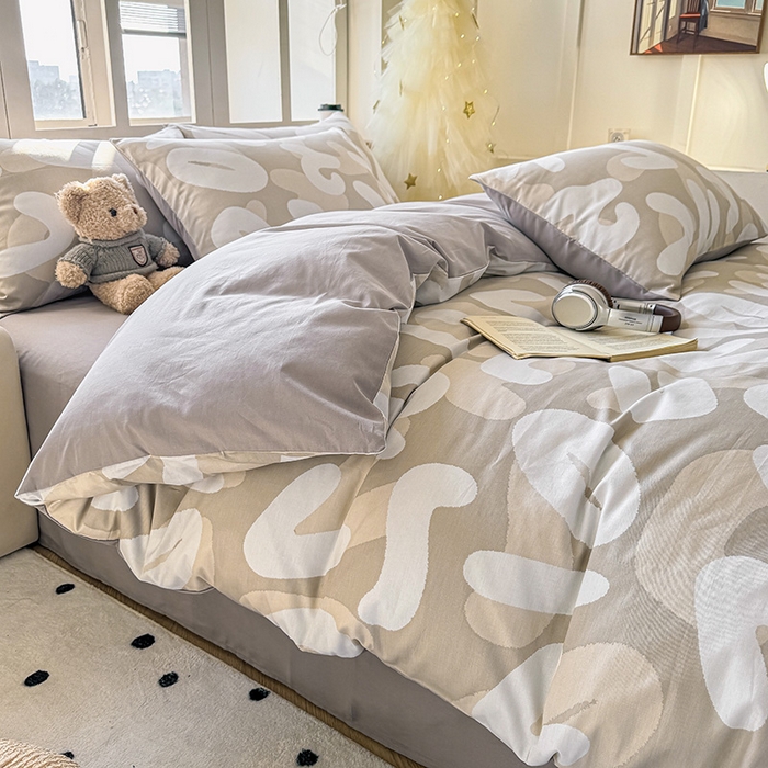 91家纺网 家纺一手货源 找家纺 芊寻家居 2025新款13372全棉印花系列单枕套 小时代