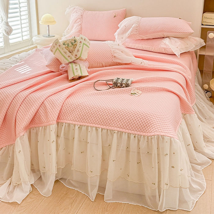 蓝邻家纺 2025春夏新款PE提花雪纺+绣花花边凉席席子 夏花-粉