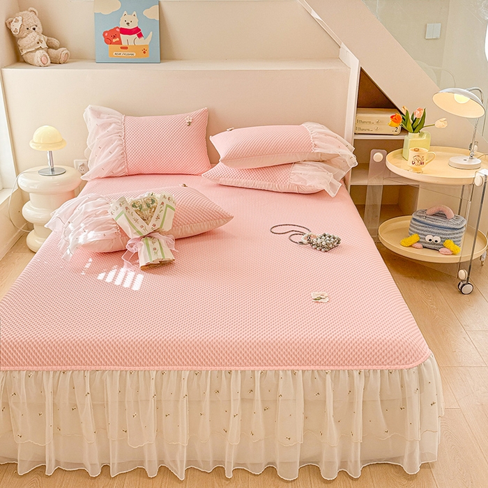 91家纺网 家纺一手货源 找家纺 蓝邻家纺 2025春夏新款PE提花雪纺+绣花花边凉席席子 夏花-粉