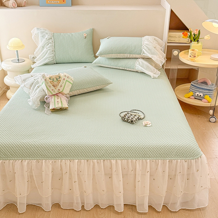 91家纺网 家纺一手货源 找家纺 蓝邻家纺 2025春夏新款PE提花雪纺+绣花花边凉席席子 夏花-绿