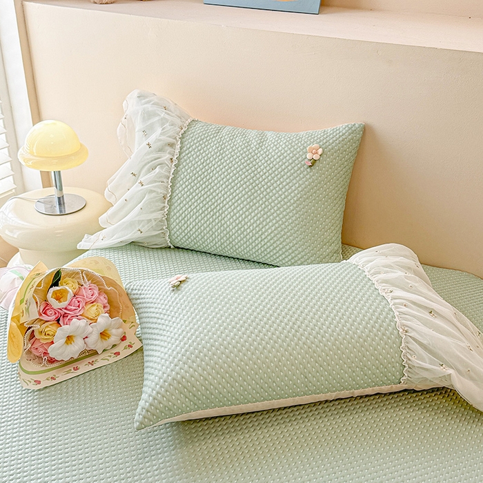 91家纺网 家纺一手货源 找家纺 蓝邻家纺 2025春夏新款PE提花雪纺+绣花花边凉席席子 夏花-绿