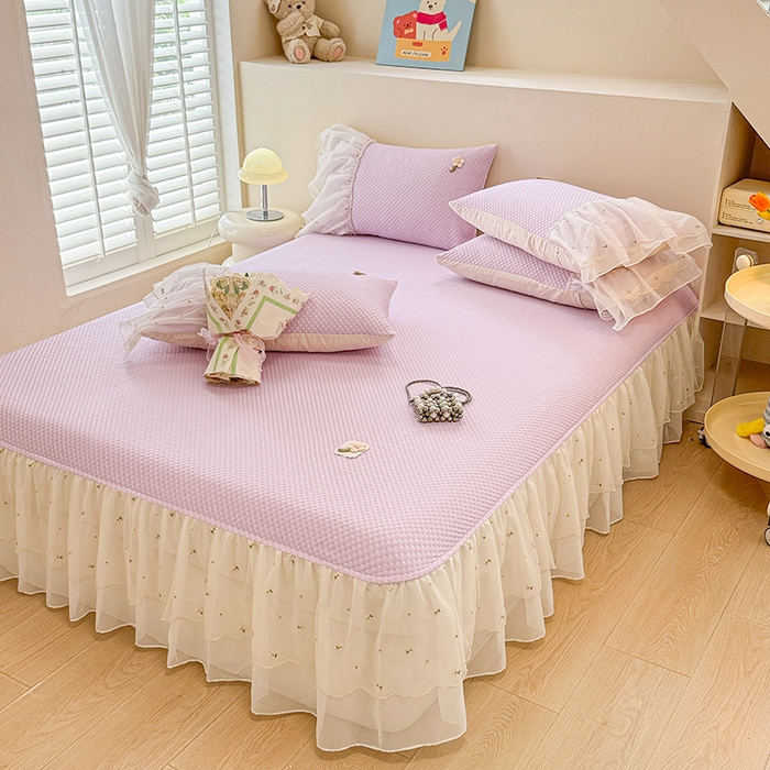 91家纺网 家纺一手货源 找家纺 蓝邻家纺 2025春夏新款PE提花雪纺+绣花花边凉席席子 夏花-紫