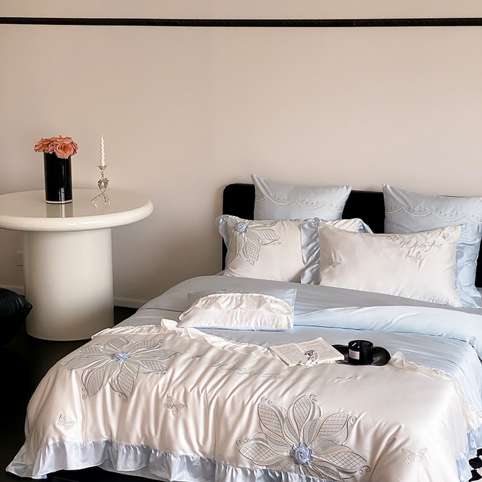 91家纺网 家纺一手货源 找家纺 曼布缇 2025新款A类莱赛尔竹纤维绣花四件套-海伦娜 海伦娜-蓝 券后368起 会员减20