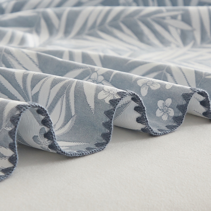 91家纺网 家纺一手货源 找家纺 梦镜家纺 2025新款A类针织双层纱盖毯毯子 细叶-浅蓝灰