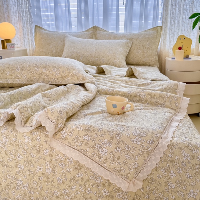 91家纺网 家纺一手货源 找家纺 梦可莱家居 2025夏季新款木棉夏被镂空花边床盖四件套 白玉兰