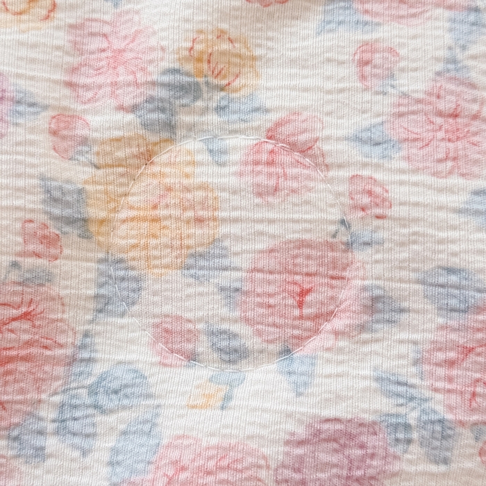 91家纺网 家纺一手货源 找家纺 梦可莱家居 2025夏季新款木棉夏被镂空花边床盖四件套 粉色妆容