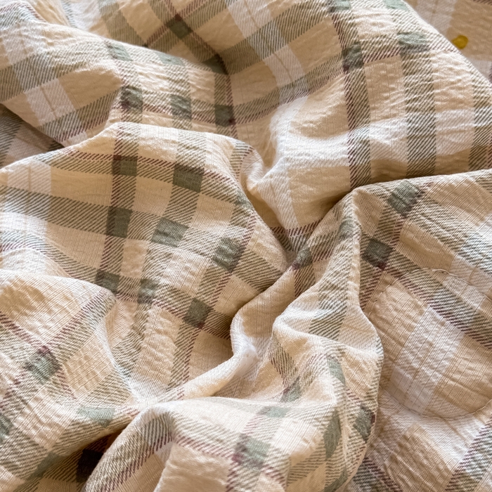 91家纺网 家纺一手货源 找家纺 梦可莱家居 2025夏季新款木棉夏被镂空花边床盖四件套 格子蝴蝶