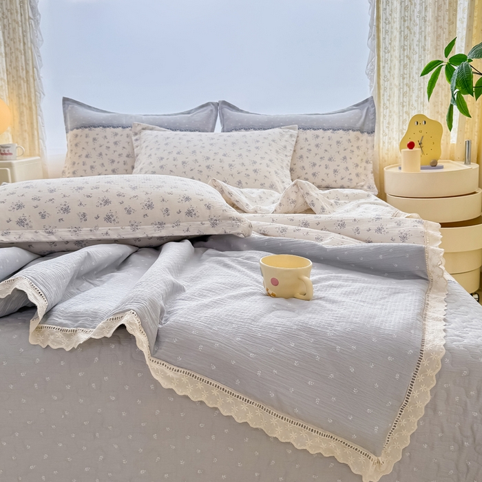 91家纺网 家纺一手货源 找家纺 梦可莱家居 2025夏季新款木棉夏被镂空花边床盖四件套 韩兰