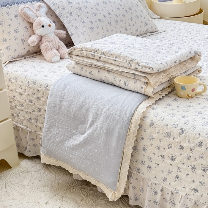 91家纺网 家纺一手货源 找家纺 梦可莱家居 2025夏季新款木棉夏被镂空花边床盖四件套 韩兰