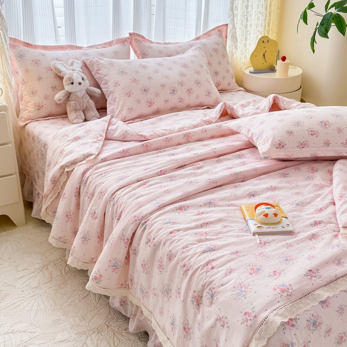 91家纺网 家纺一手货源 找家纺 梦可莱家居 2025夏季新款木棉夏被镂空花边床盖四件套 花语