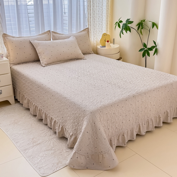 91家纺网 家纺一手货源 找家纺 梦可莱家居 2025夏季新款木棉夏被镂空花边床盖四件套 卡心艺术