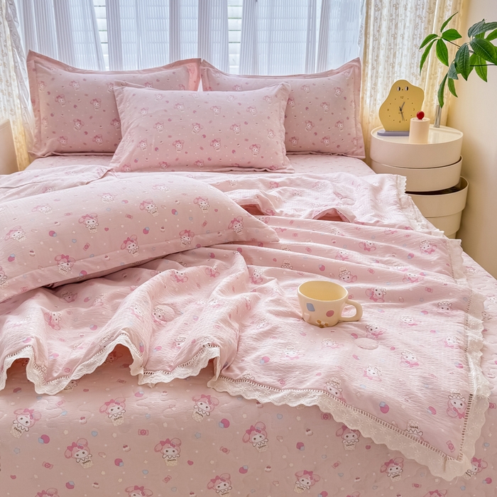 91家纺网 家纺一手货源 找家纺 梦可莱家居 2025夏季新款木棉夏被镂空花边床盖四件套 可爱猫