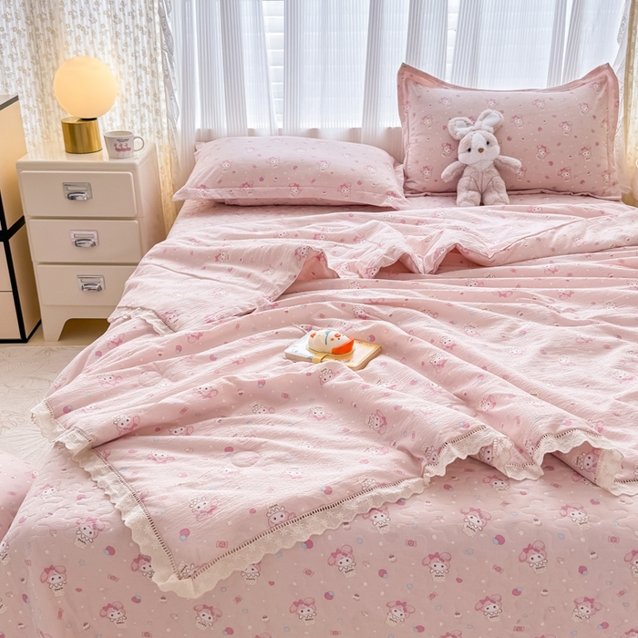 91家纺网 家纺一手货源 找家纺 梦可莱家居 2025夏季新款木棉夏被镂空花边床盖四件套 可爱猫