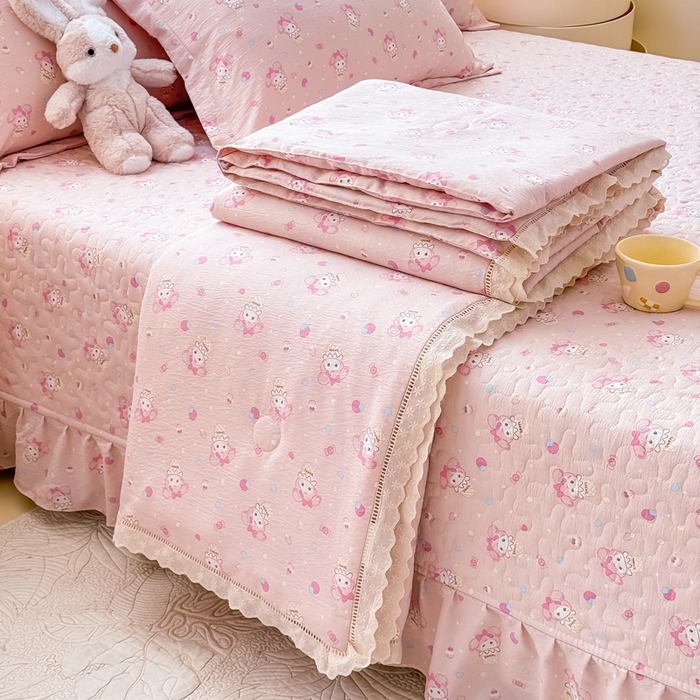 91家纺网 家纺一手货源 找家纺 梦可莱家居 2025夏季新款木棉夏被镂空花边床盖四件套 可爱猫