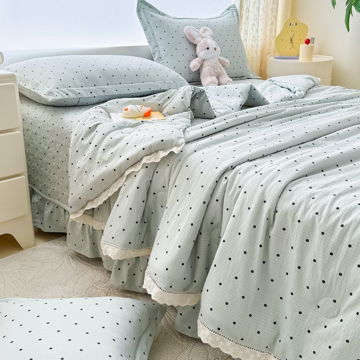 91家纺网 家纺一手货源 找家纺 梦可莱家居 2025夏季新款木棉夏被镂空花边床盖四件套 绿色波点