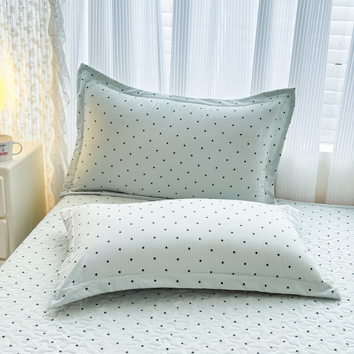 91家纺网 家纺一手货源 找家纺 梦可莱家居 2025夏季新款木棉夏被镂空花边床盖四件套 绿色波点