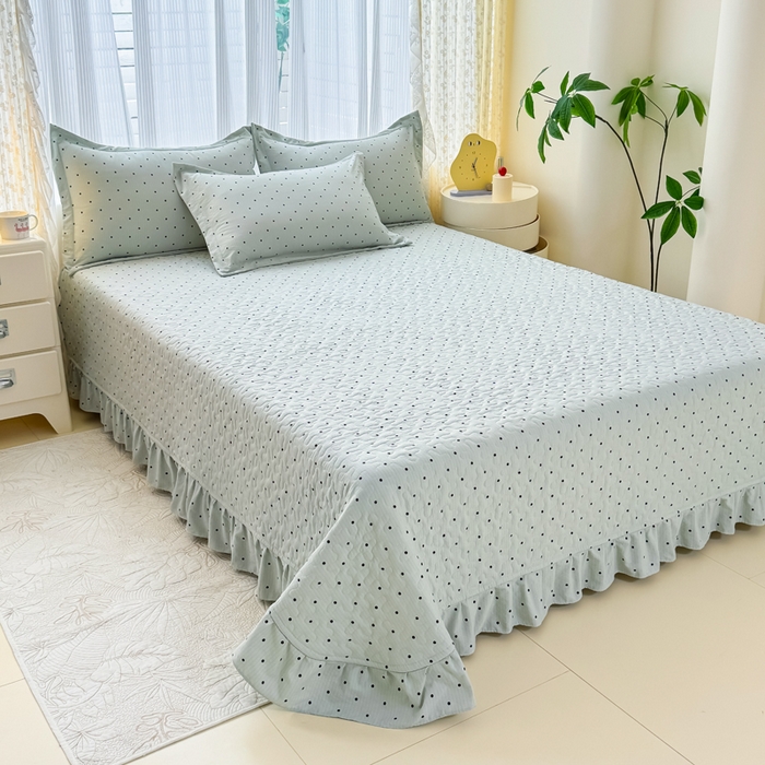 91家纺网 家纺一手货源 找家纺 梦可莱家居 2025夏季新款木棉夏被镂空花边床盖四件套 绿色波点