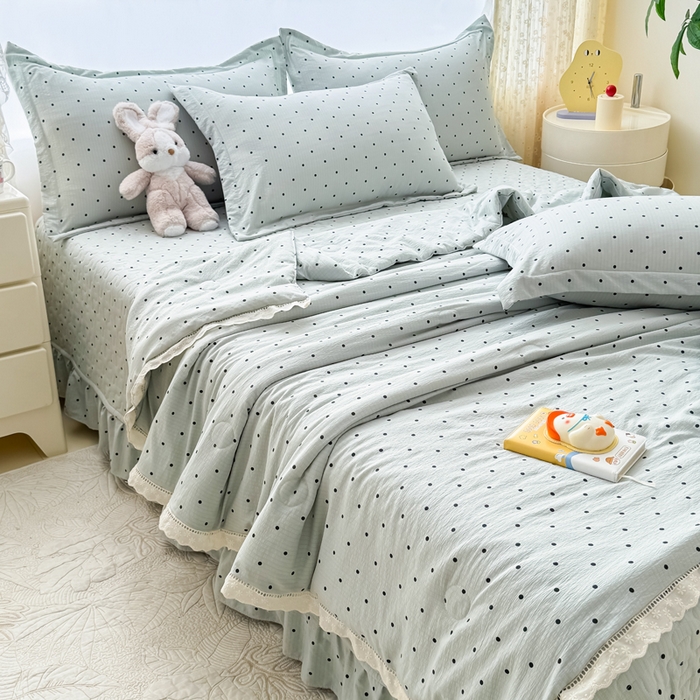 91家纺网 家纺一手货源 找家纺 梦可莱家居 2025夏季新款木棉夏被镂空花边床盖四件套 绿色波点