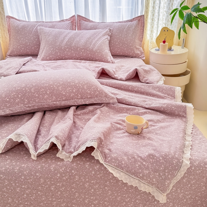 91家纺网 家纺一手货源 找家纺 梦可莱家居 2025夏季新款木棉夏被镂空花边床盖四件套 紫金花