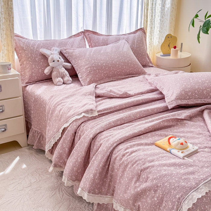 91家纺网 家纺一手货源 找家纺 梦可莱家居 2025夏季新款木棉夏被镂空花边床盖四件套 紫金花