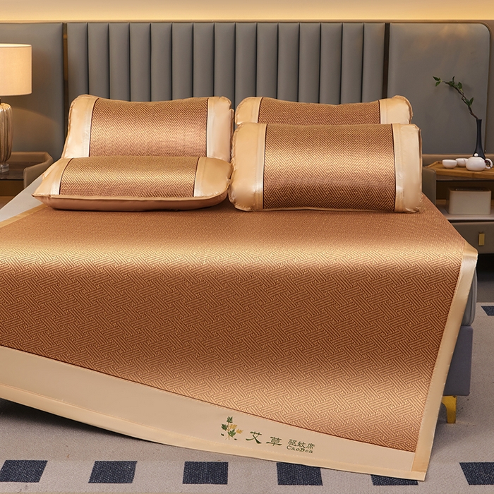 91家纺网 家纺一手货源 找家纺 眠多宝 2025新款艾草单面古藤宽边绣花冰丝席凉席 饼干花