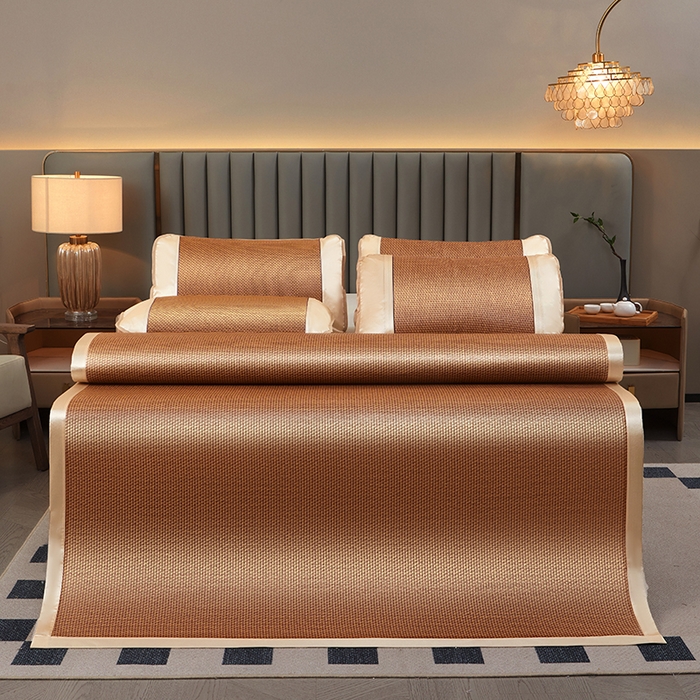 91家纺网 家纺一手货源 找家纺 眠多宝 2025新款艾草单面古藤宽边绣花冰丝席凉席 步步高