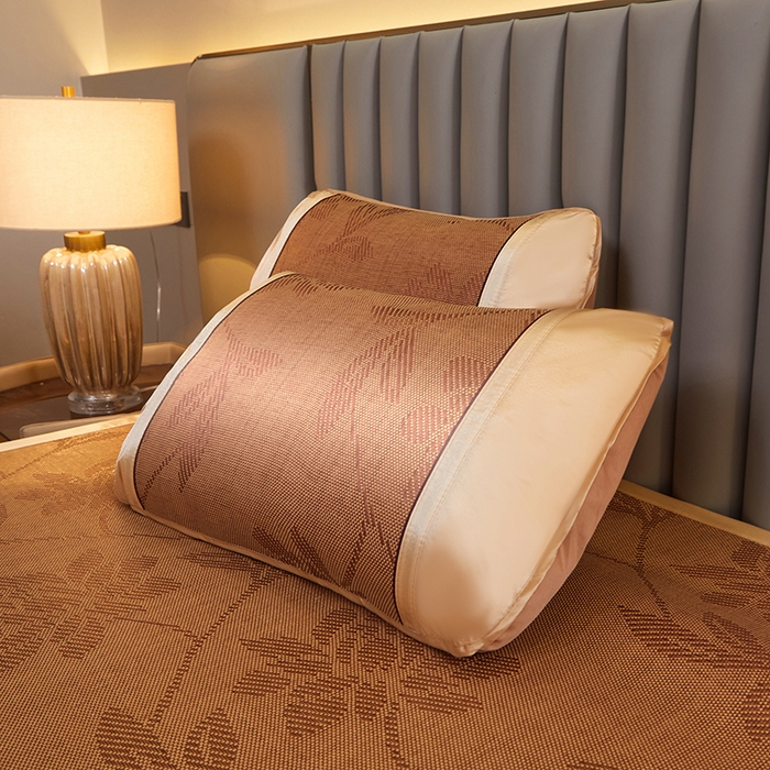 91家纺网 家纺一手货源 找家纺 眠多宝 2025新款艾草单面古藤宽边绣花冰丝席凉席 水中花