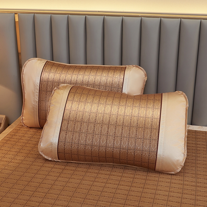 91家纺网 家纺一手货源 找家纺 眠多宝 2025新款艾草单面古藤宽边绣花冰丝席凉席 罗马格