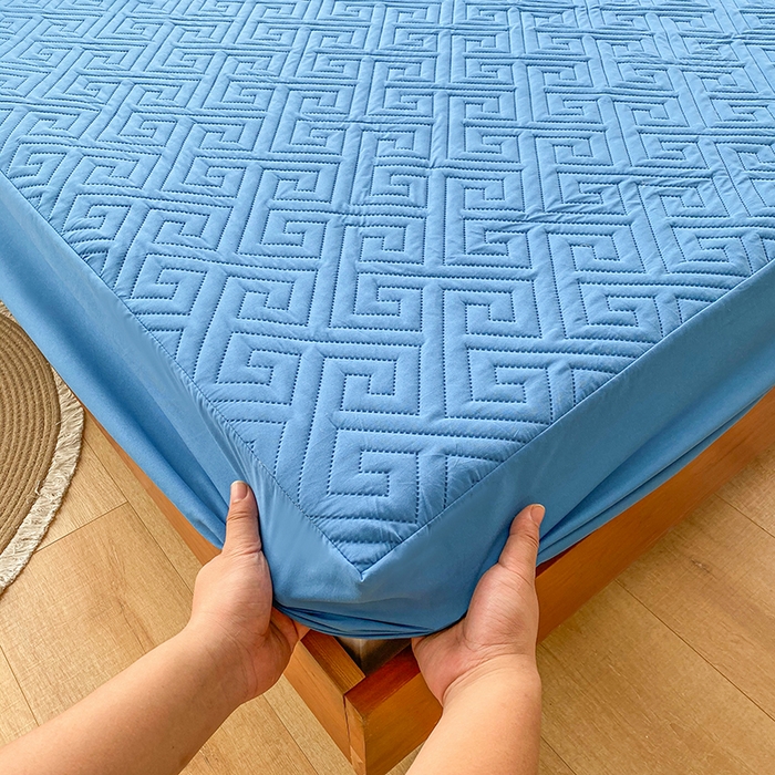 91家纺网 家纺一手货源 找家纺 花言狐语 2025新款A类防水床笠隔尿透气席梦思保护套可定制水洗 富贵格蓝