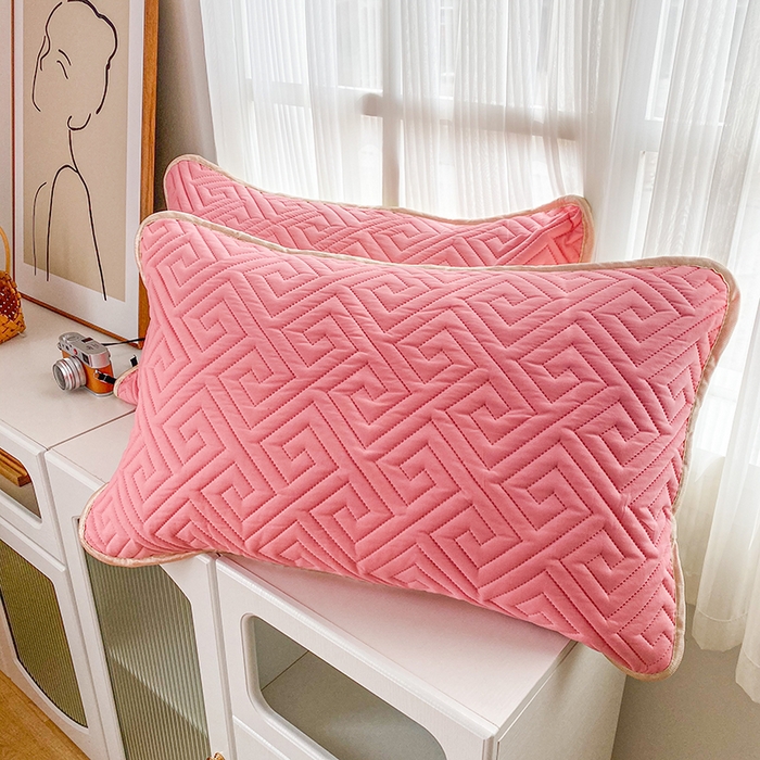 91家纺网 家纺一手货源 找家纺 花言狐语 2025新款A类防水床笠隔尿透气席梦思保护套可定制水洗 富贵格粉