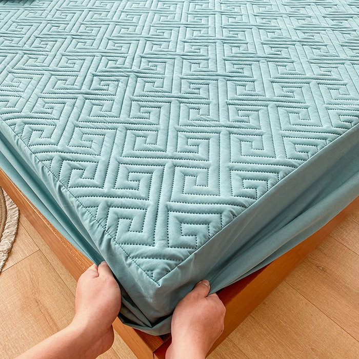 91家纺网 家纺一手货源 找家纺 花言狐语 2025新款A类防水床笠隔尿透气席梦思保护套可定制水洗 富贵格绿色