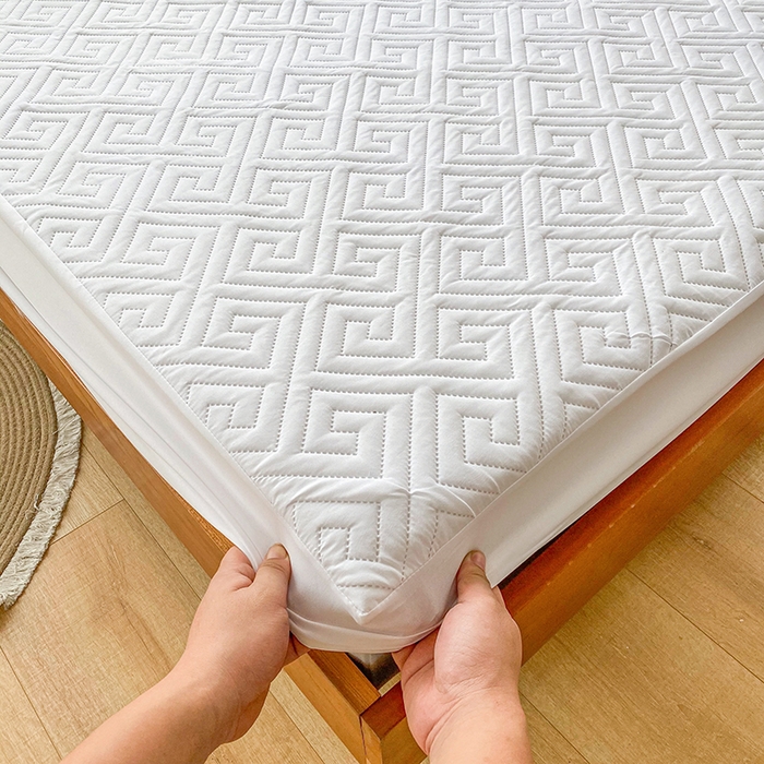 91家纺网 家纺一手货源 找家纺 花言狐语 2025新款A类防水床笠隔尿透气席梦思保护套可定制水洗 富贵格白