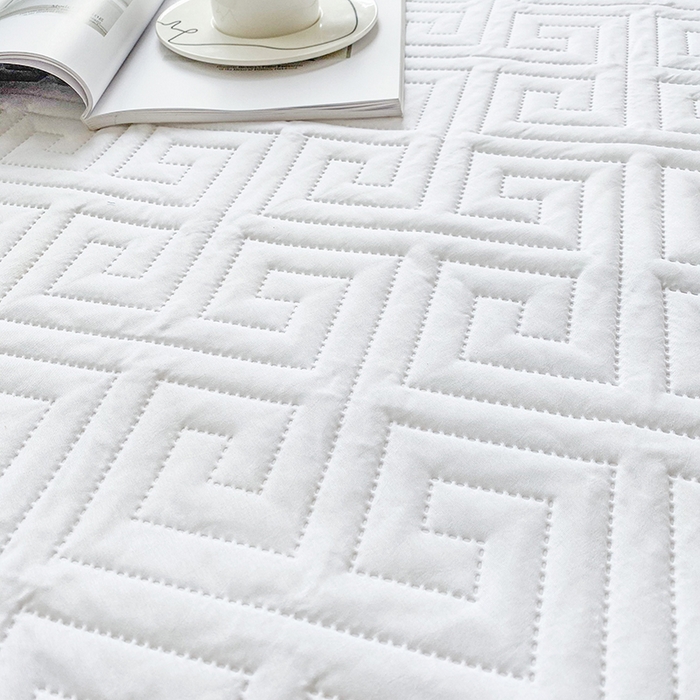 91家纺网 家纺一手货源 找家纺 花言狐语 2025新款A类防水床笠隔尿透气席梦思保护套可定制水洗 富贵格白