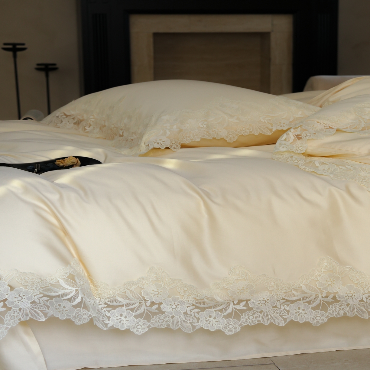 91家纺网 家纺一手货源 找家纺 （总）秀色家纺 2025新款法式田园轻奢蕾丝荷叶边被套贡缎全棉四件套纯棉公主风高级床品（轻奢风）