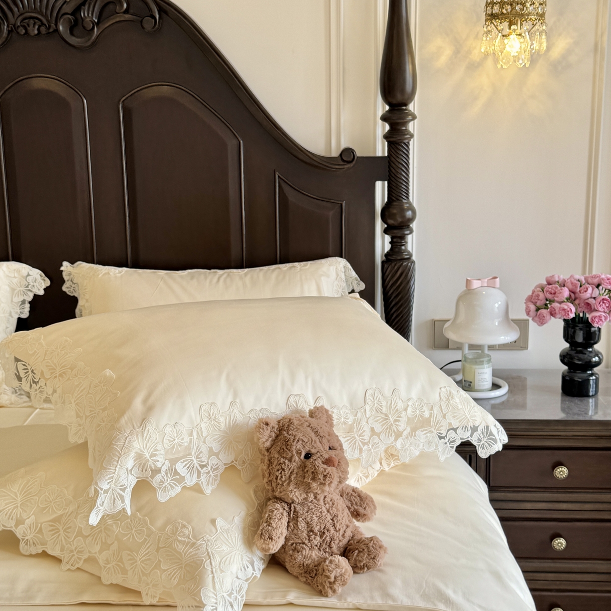 91家纺网 家纺一手货源 找家纺 （总）秀色家纺 秀色家纺 2025新款法式田园轻奢蕾丝荷叶边被套贡缎全棉四件套纯棉公主风高级床品（网红实拍风）