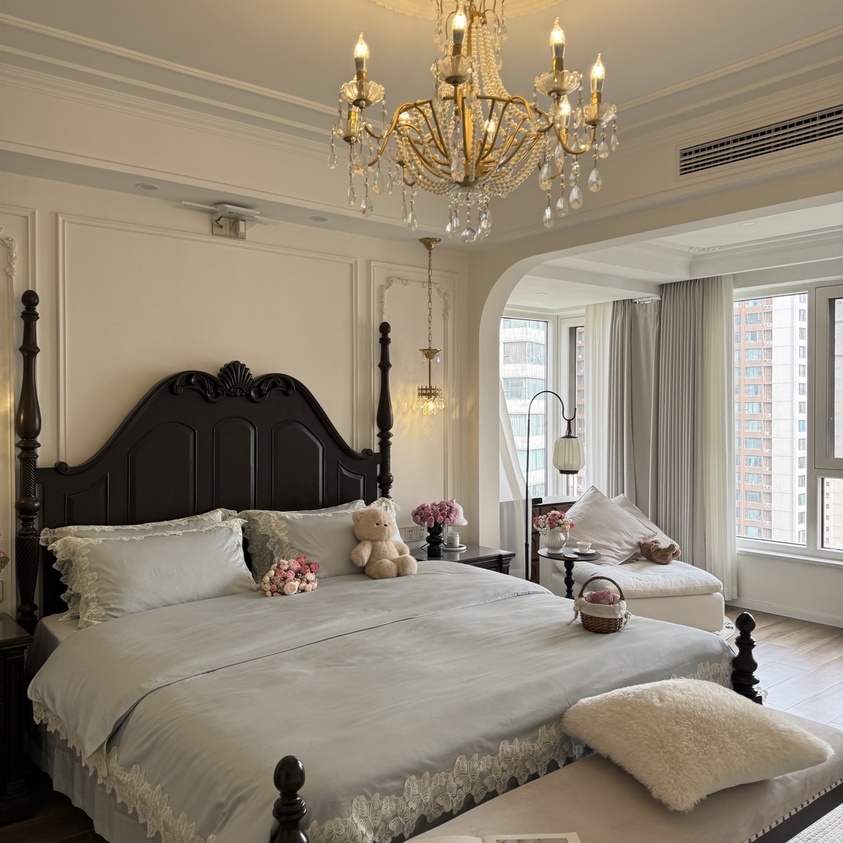 91家纺网 家纺一手货源 找家纺 秀色家纺 秀色家纺 2025新款法式田园轻奢蕾丝荷叶边被套贡缎全棉四件套纯棉公主风高级床品（网红实拍风） 星光蝴蝶-远山蓝