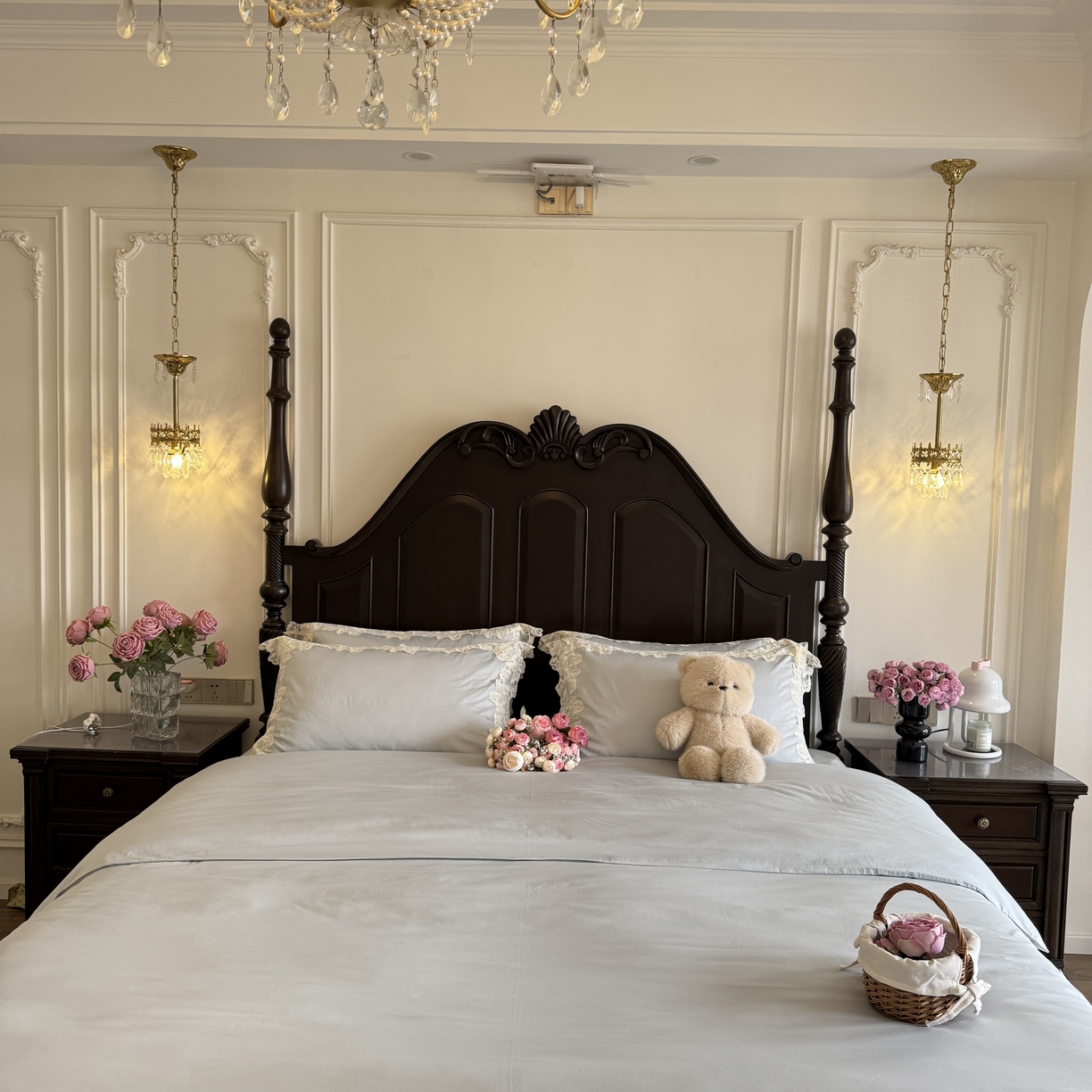 91家纺网 家纺一手货源 找家纺 秀色家纺 秀色家纺 2025新款法式田园轻奢蕾丝荷叶边被套贡缎全棉四件套纯棉公主风高级床品（网红实拍风） 星光蝴蝶-远山蓝